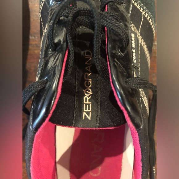 Ladies Cole Haan Zerogrand sneakers - size 11 - Picture 2 of 4